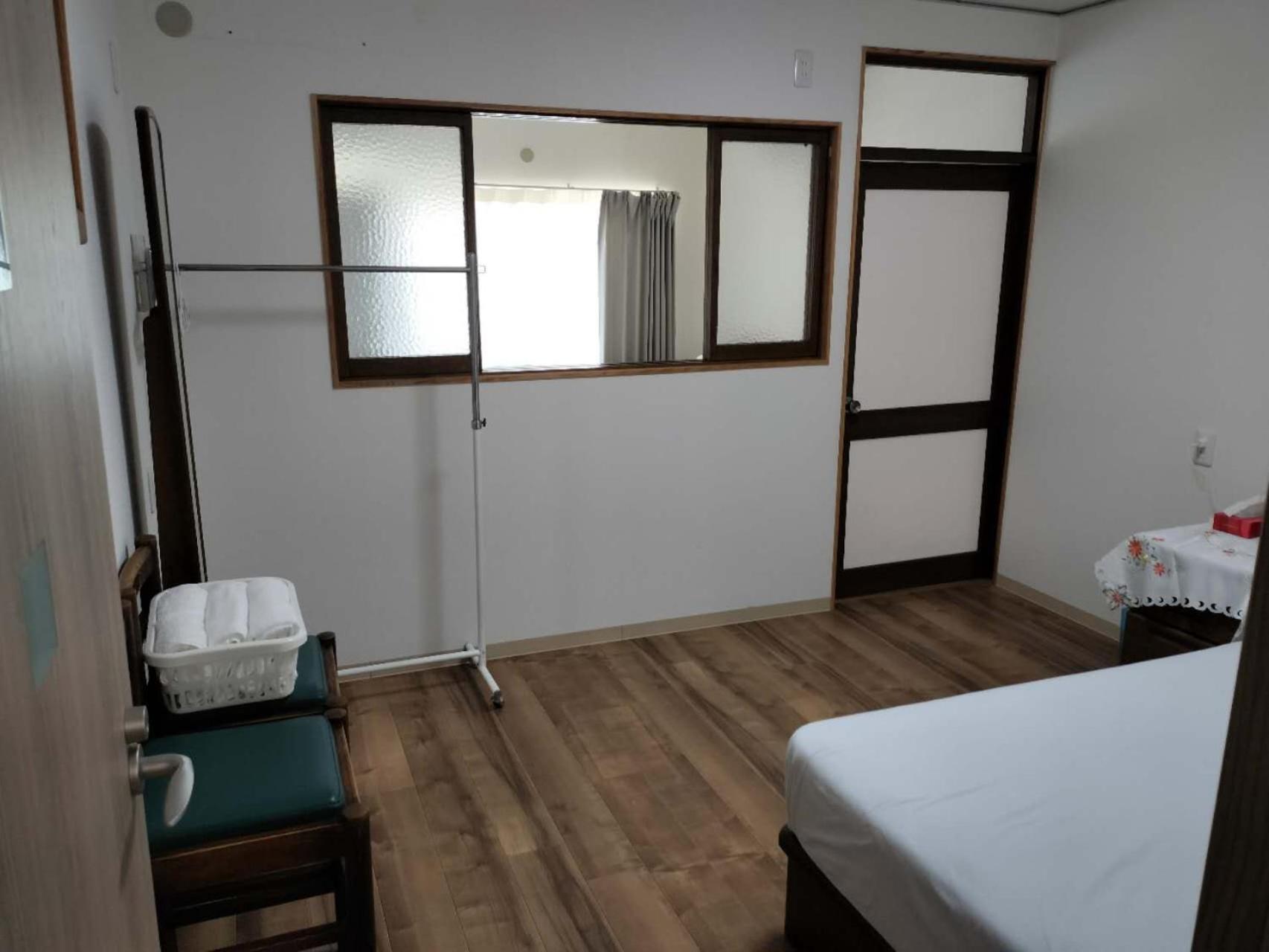 Guesthouse Atelier Ten 民泊アトリエ天 Osaka Exterior foto